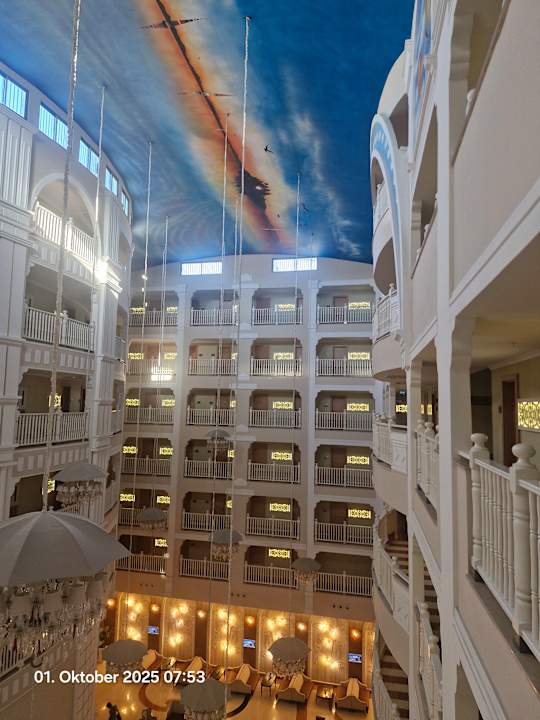 Lobby Quattro Beach Spa & Resort