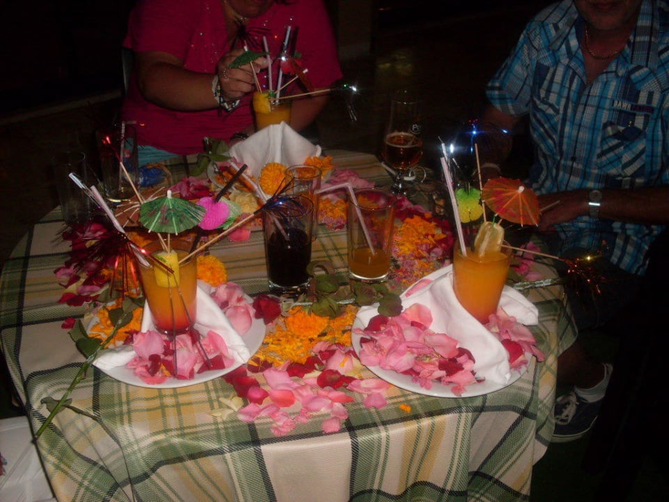 Blumentisch am Abreisetag  Grand Seker Hotel