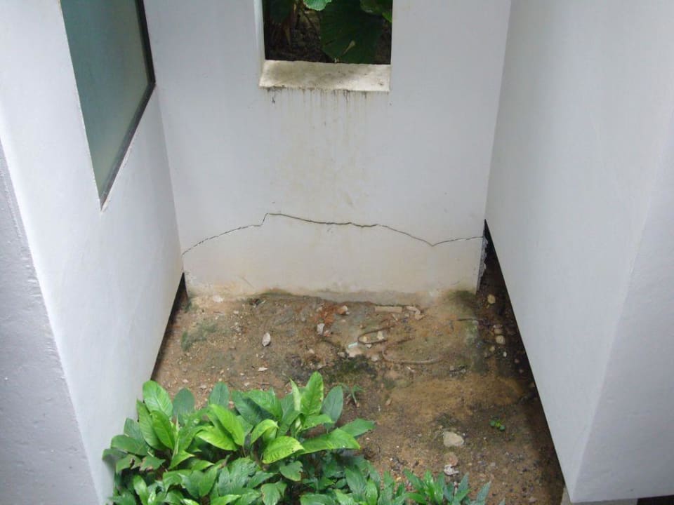 Brüchiger Treppenaufgang Muang Samui Spa Resort