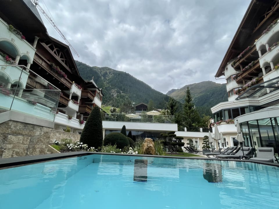 Pool Hotel Trofana Royal