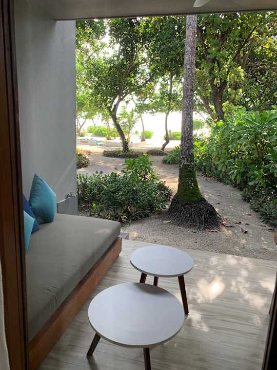 Zimmer Ifuru Island Resort Maldives