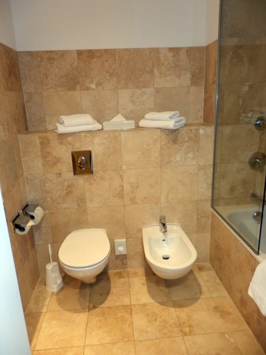 Badezimmer 251 Leonardo Hotel Berlin KU´DAMM