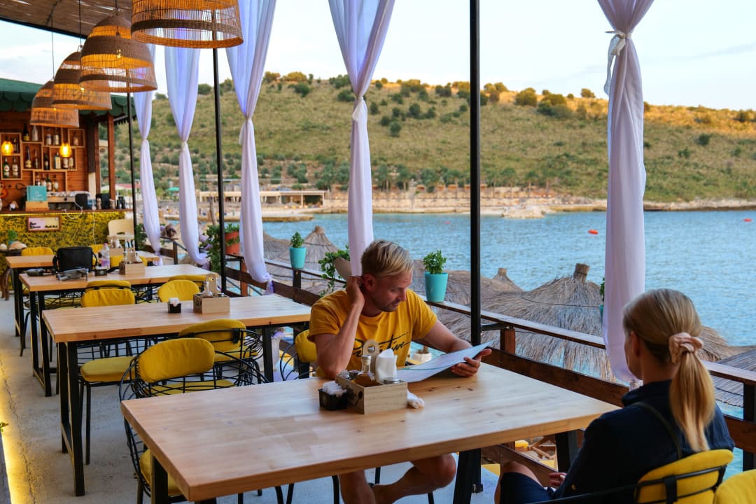 Gastro Siro Kerma Private Beach Villa