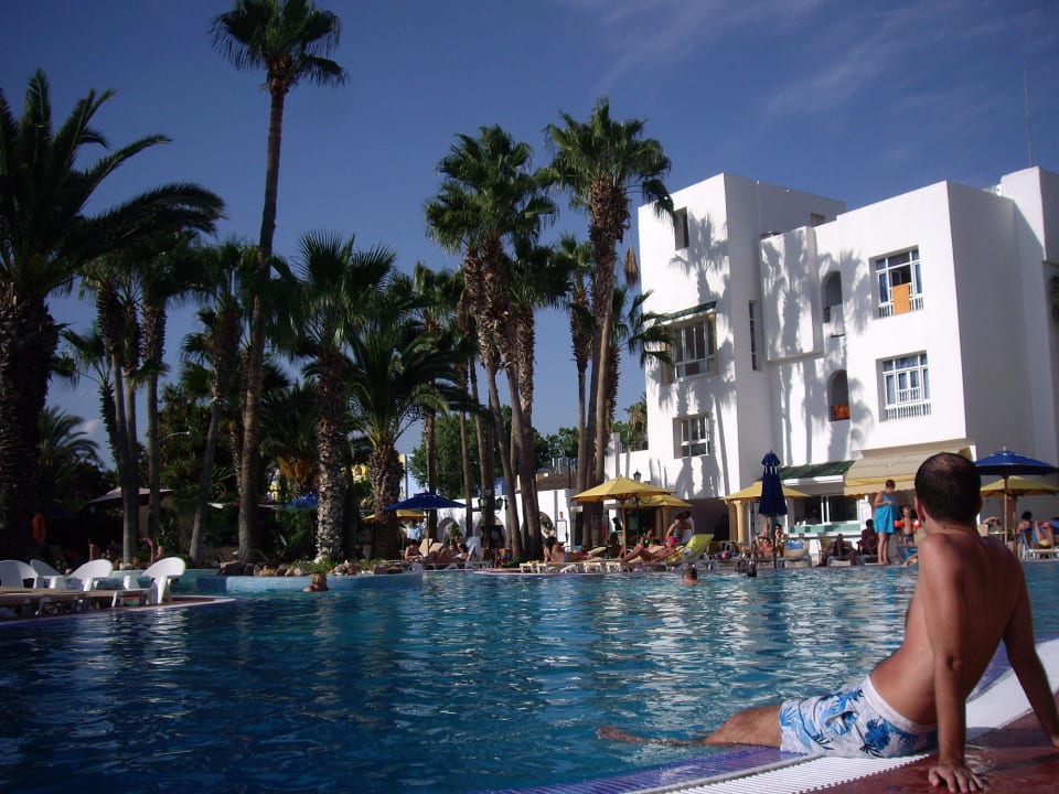 Nesrine Hotel Nesrine