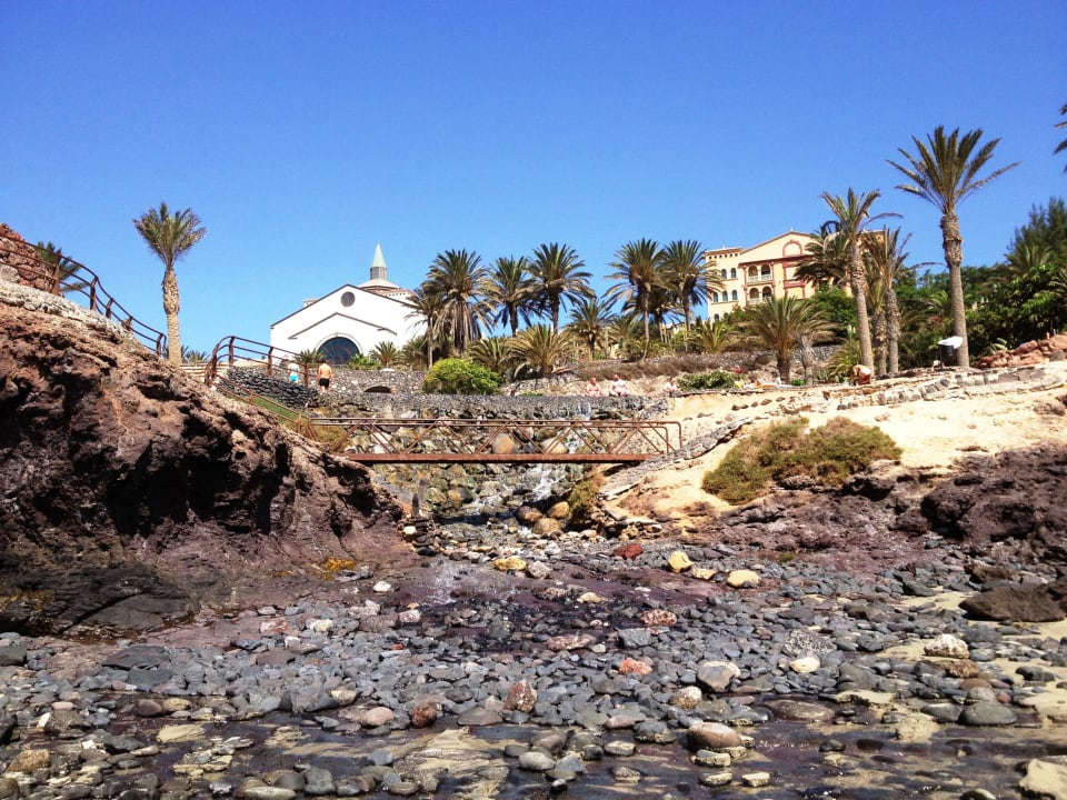 Blick vom Strand aufs Hotel R2 Rio Calma Hotel & Spa & Conference