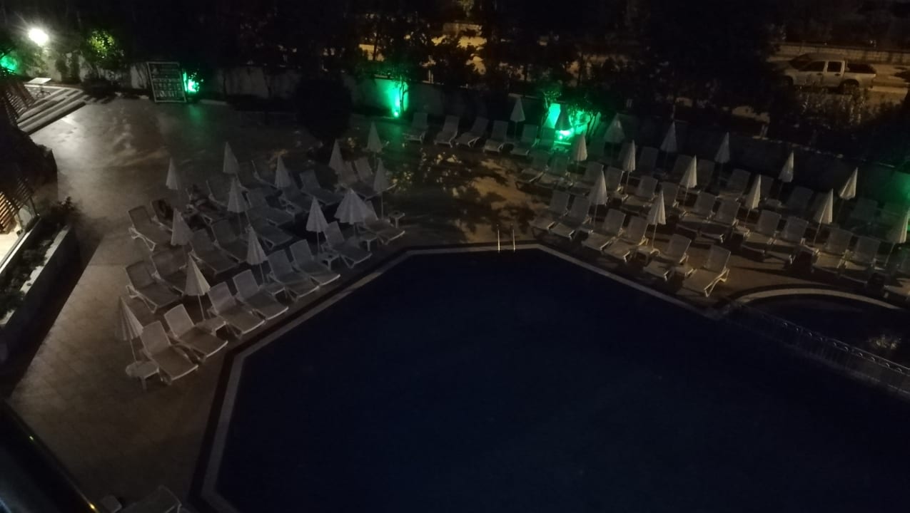 Pool Simply Fine Hotel Alize