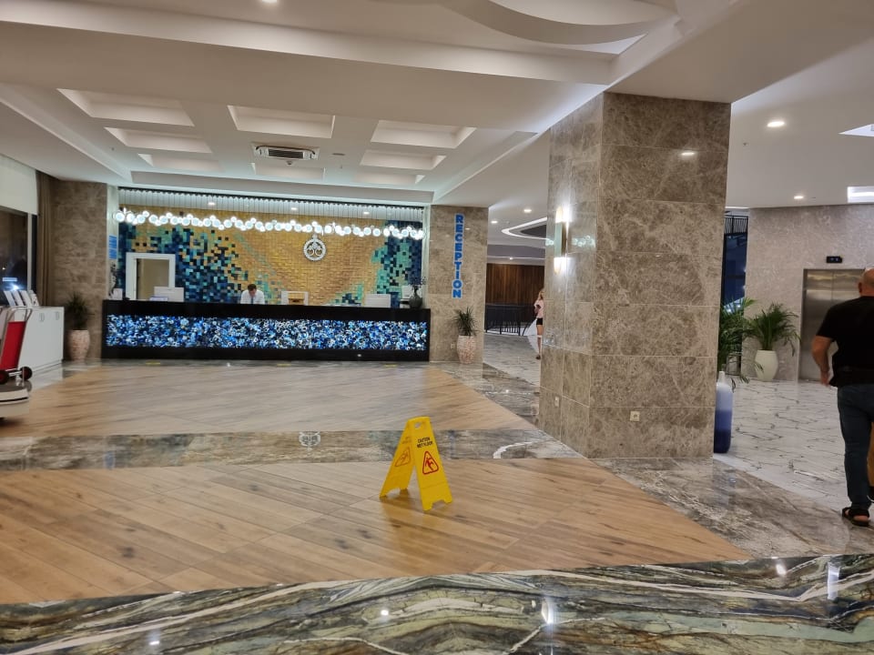 Lobby Dream Water World