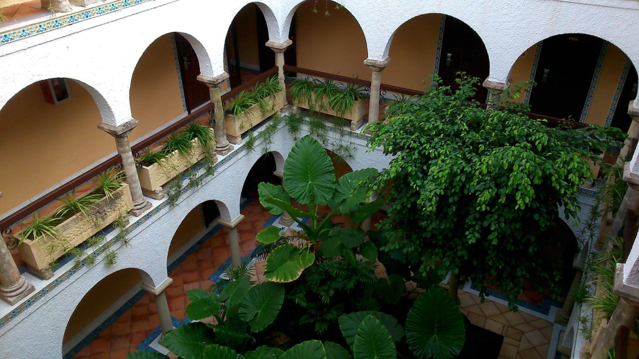 Innenhof der Zimmerhäuser Meliá Zahara Resort & Villas