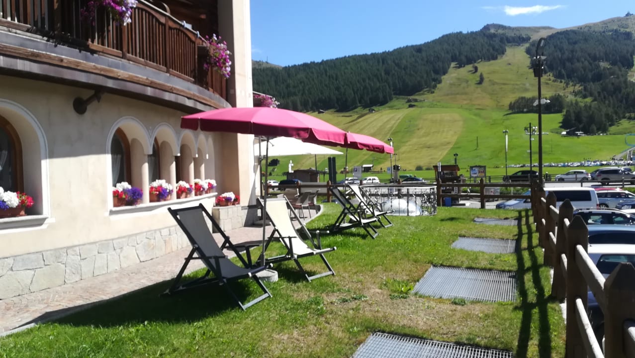 Gartenanlage Hotel Flora