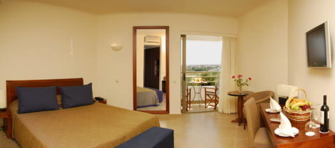 standard zimmer Apollonia Beach Resort & Spa