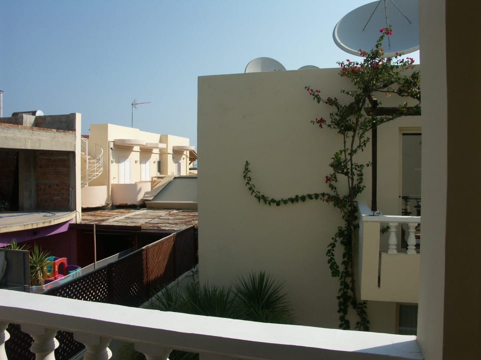 Blick vom Balkon 2. Zimmer Hotel Elotis Suites