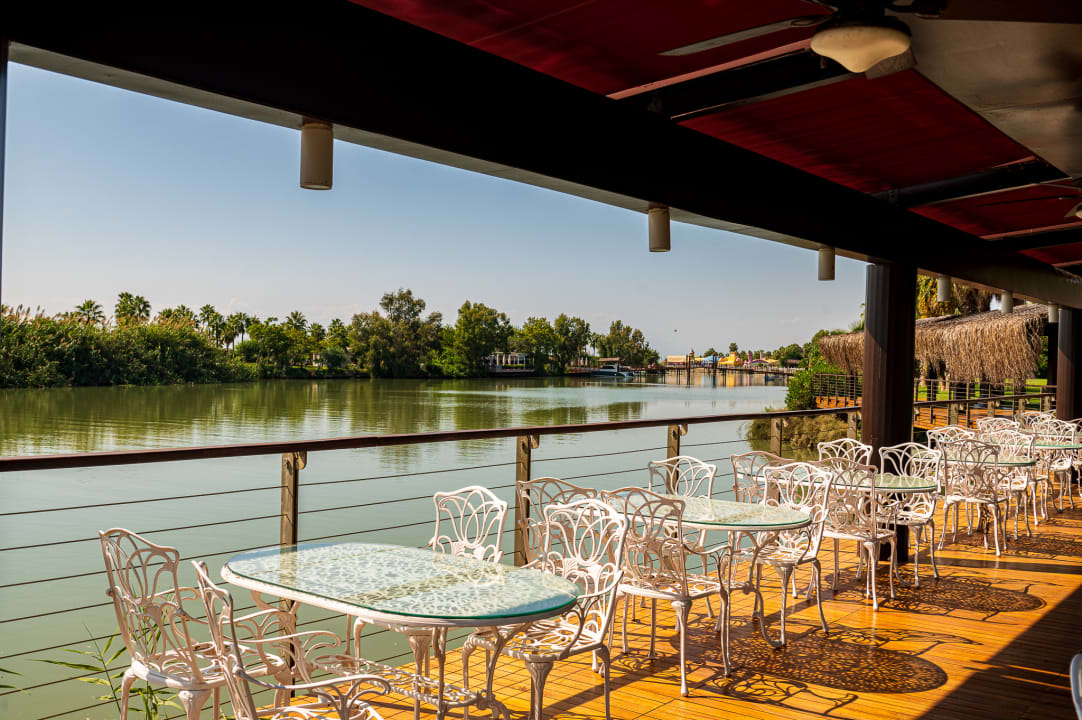 Gastro Gloria Serenity Resort