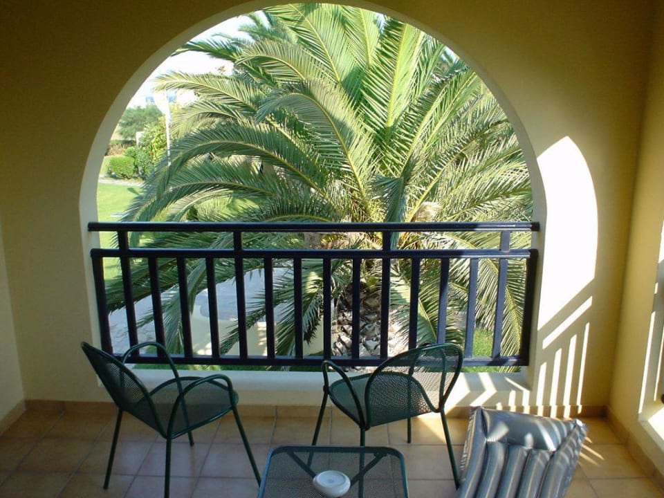 Bungalow Balkon Grecotel Casa Paradiso