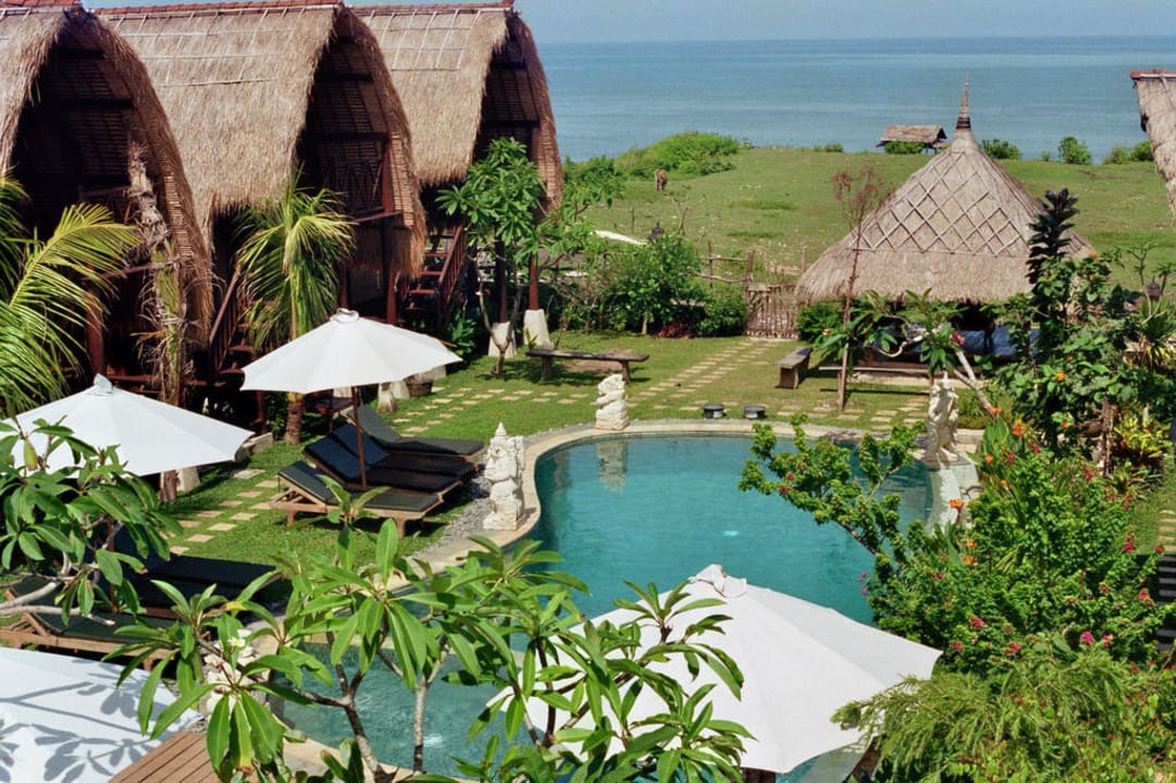 Bungalows und Pool Balangan Sea View Bungalow