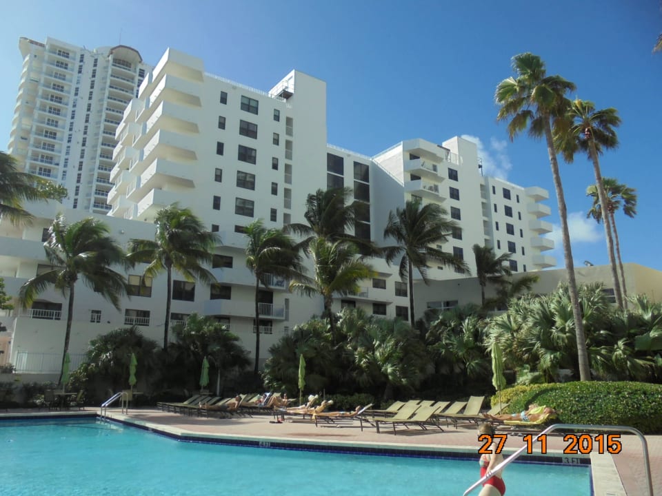 Hotel von der Poolseite Holiday Inn Miami Beach-Oceanfront