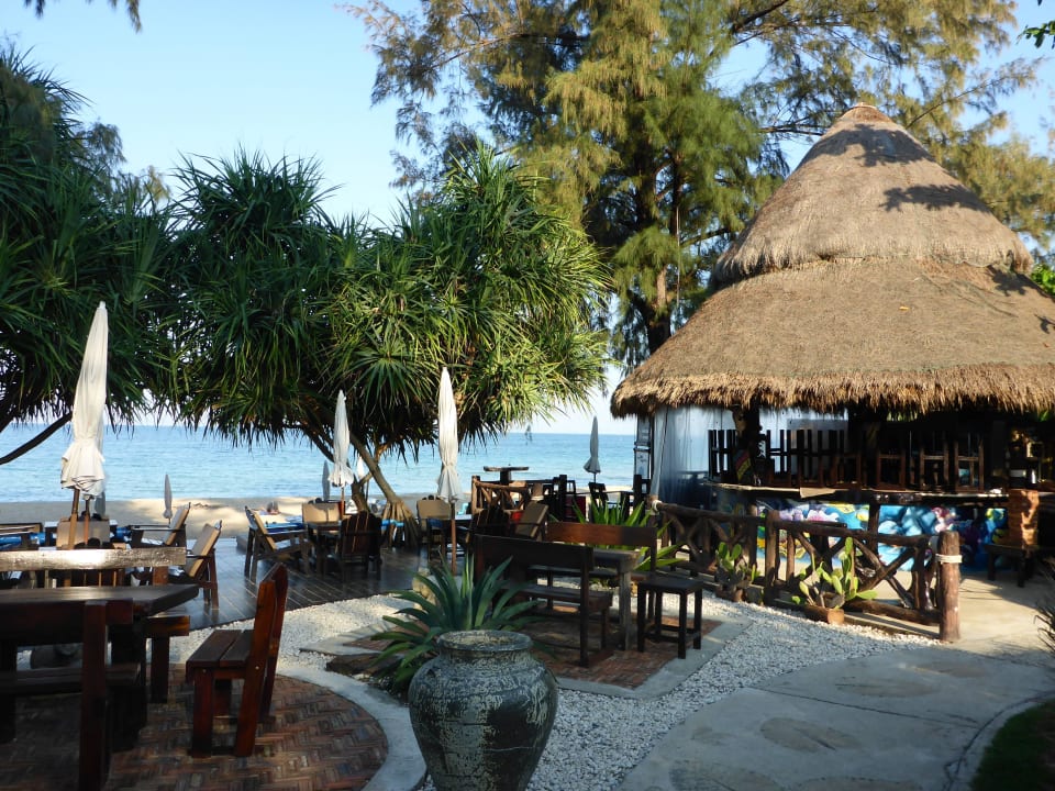 Restaurant und Bar  Hotel Lanta Castaway Resort