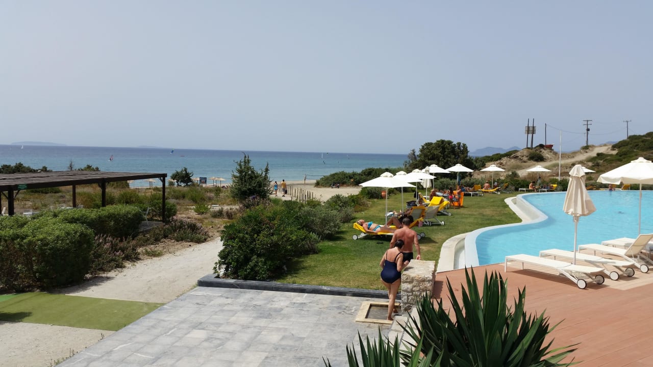 Pool mit Blick aufs Meer Atlantica Belvedere Resort