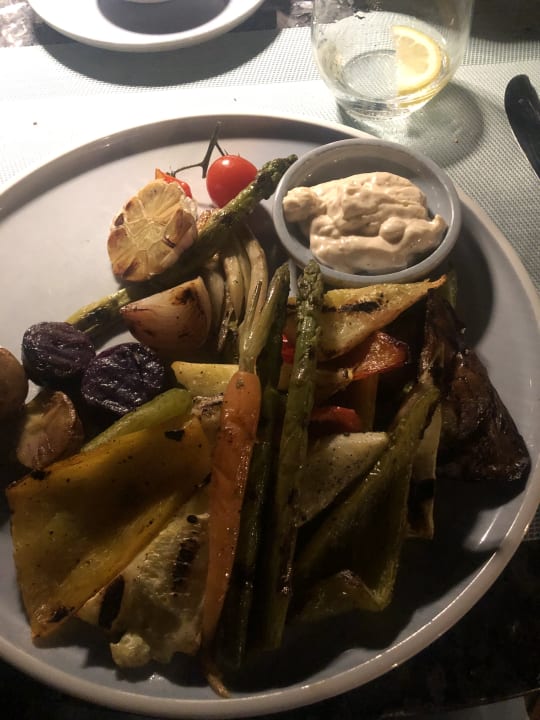 Gastro Outrigger Maldives Maafushivaru Resort