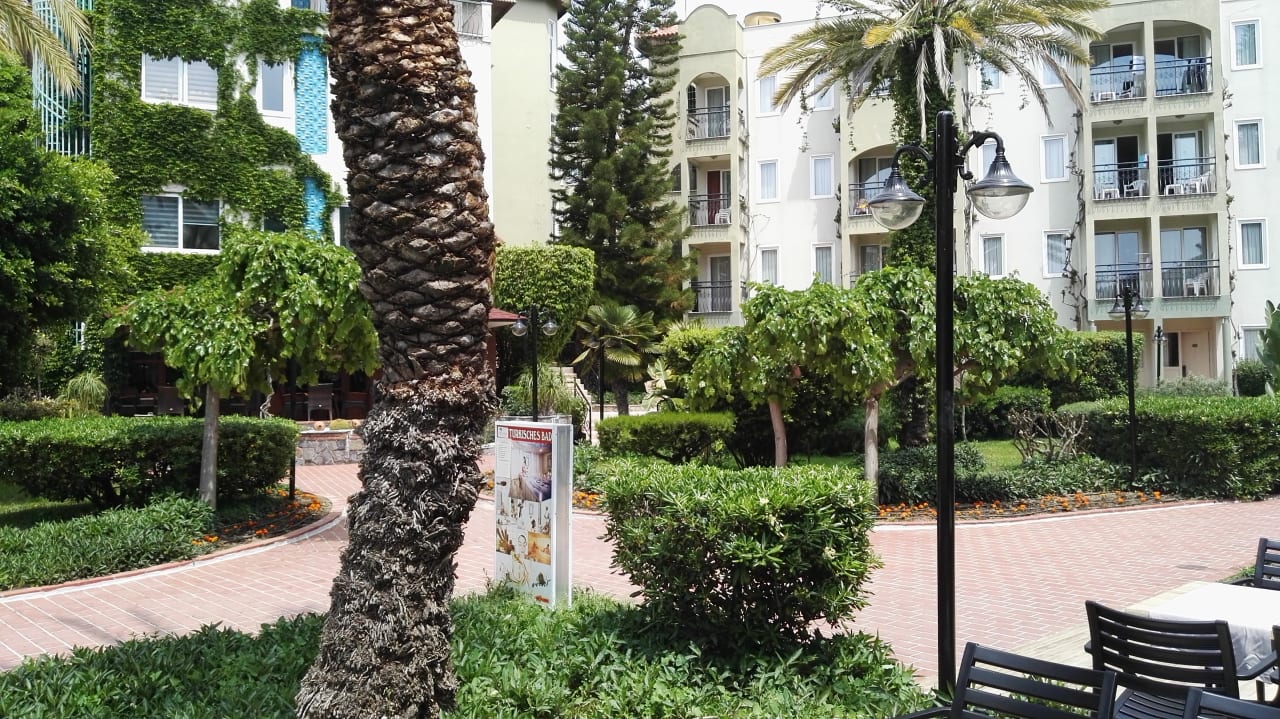 Gartenanlage Hotel Gardenia Beach