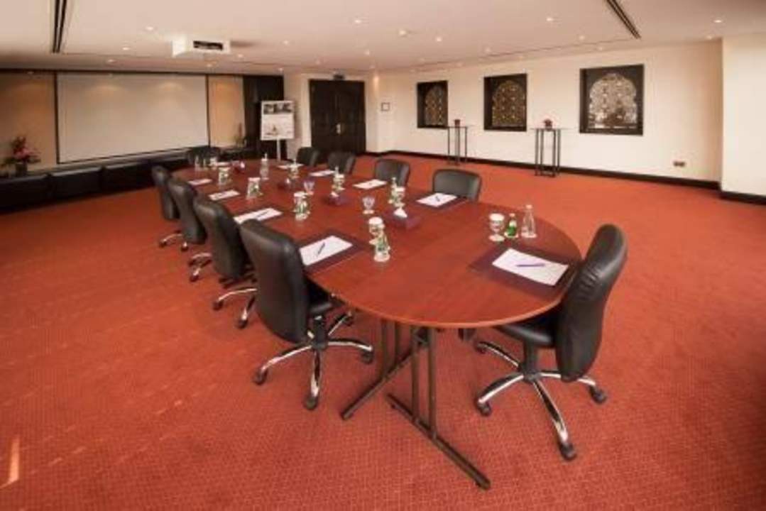 Meeting Room Hotel Mercure Grand Seef