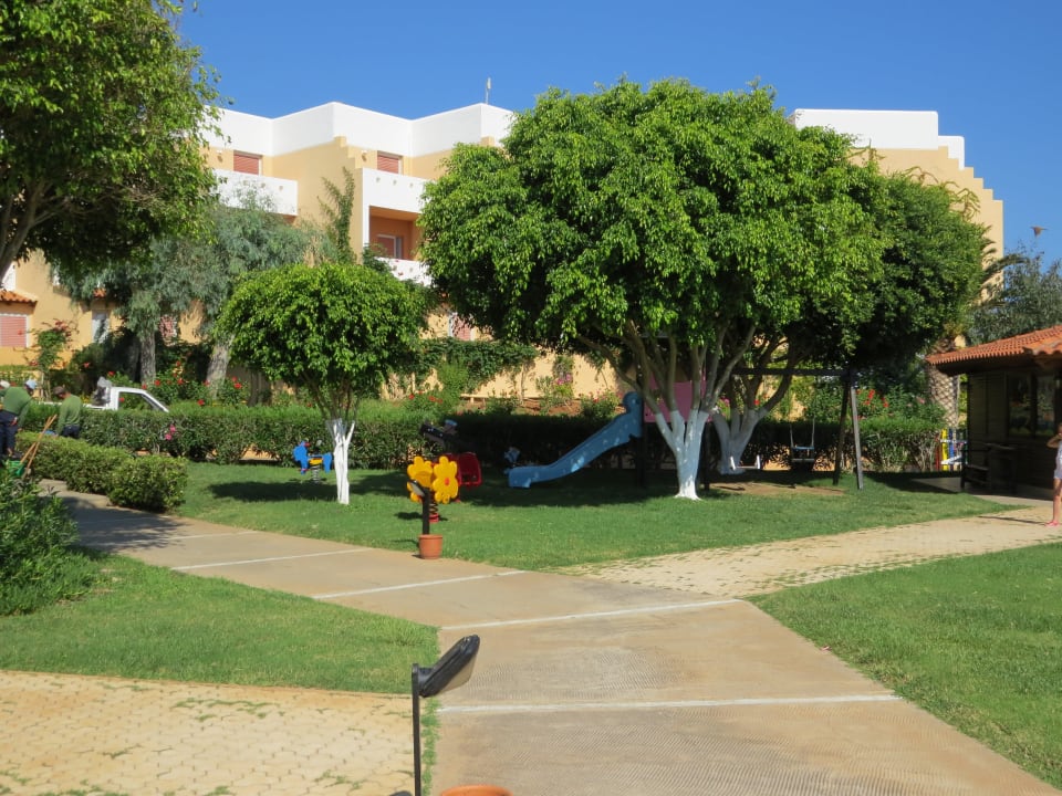 Kinderspielplatz mit Mini-Club Anissa Beach & Village