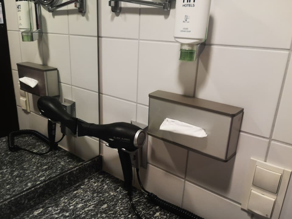 Zimmer Hotel NH Frankfurt Airport