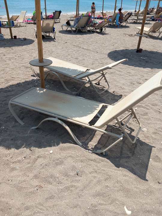 Strand Asterias Beach Resort