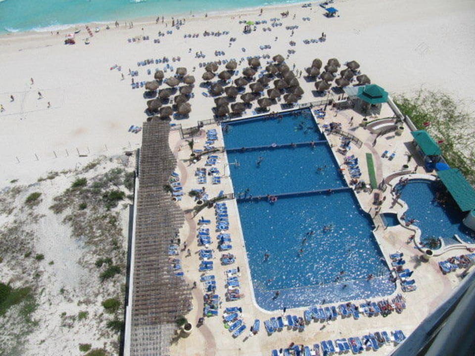 Basen Seadust Cancun Family Resort