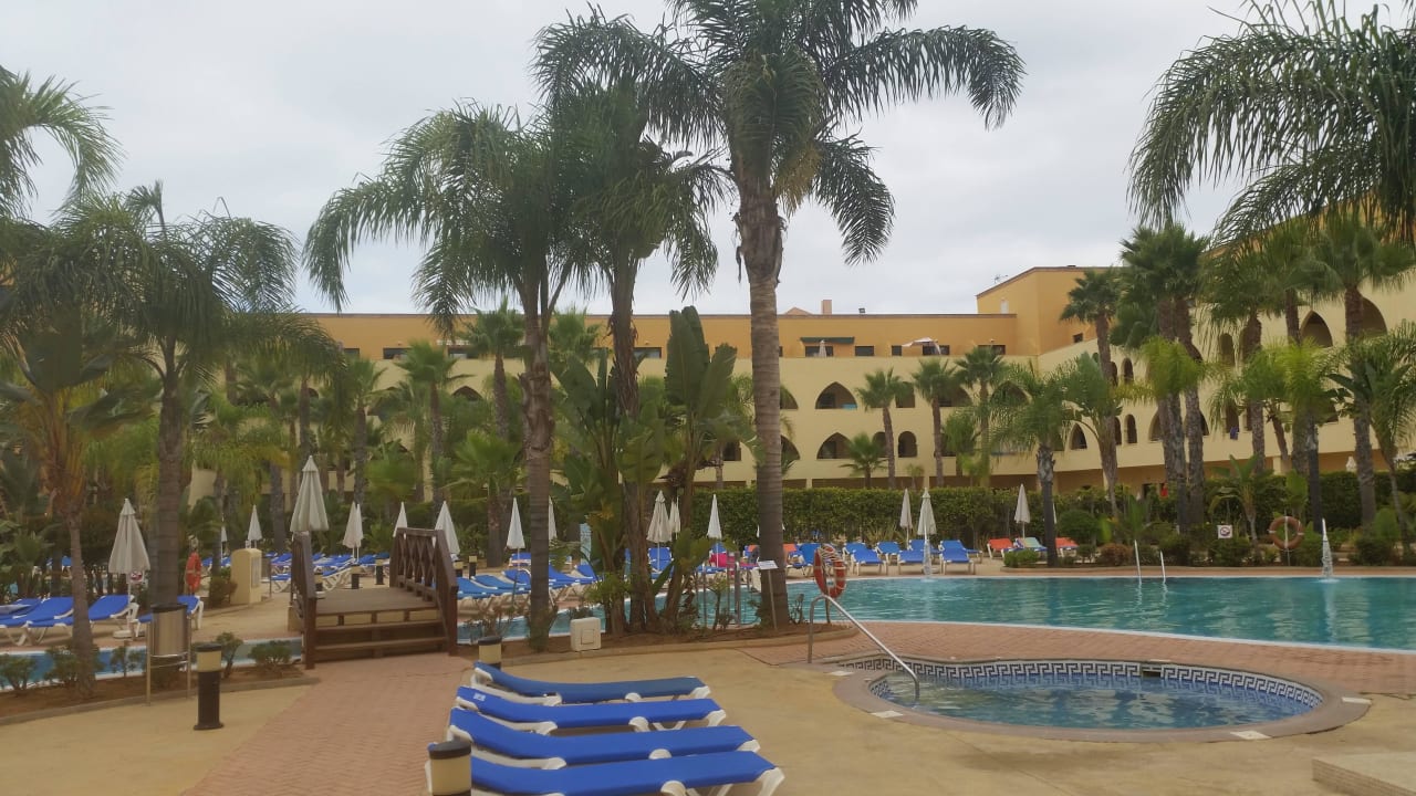 Pool Playamarina Hotel
