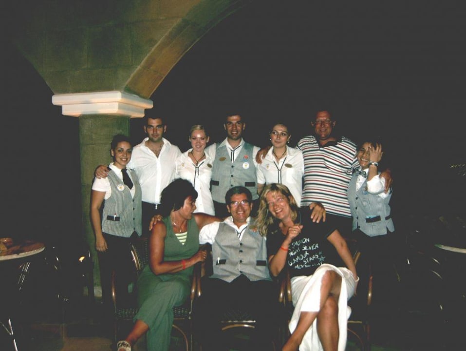 Helios Bar mit Personal Hotel Kalithea Horizon Royal