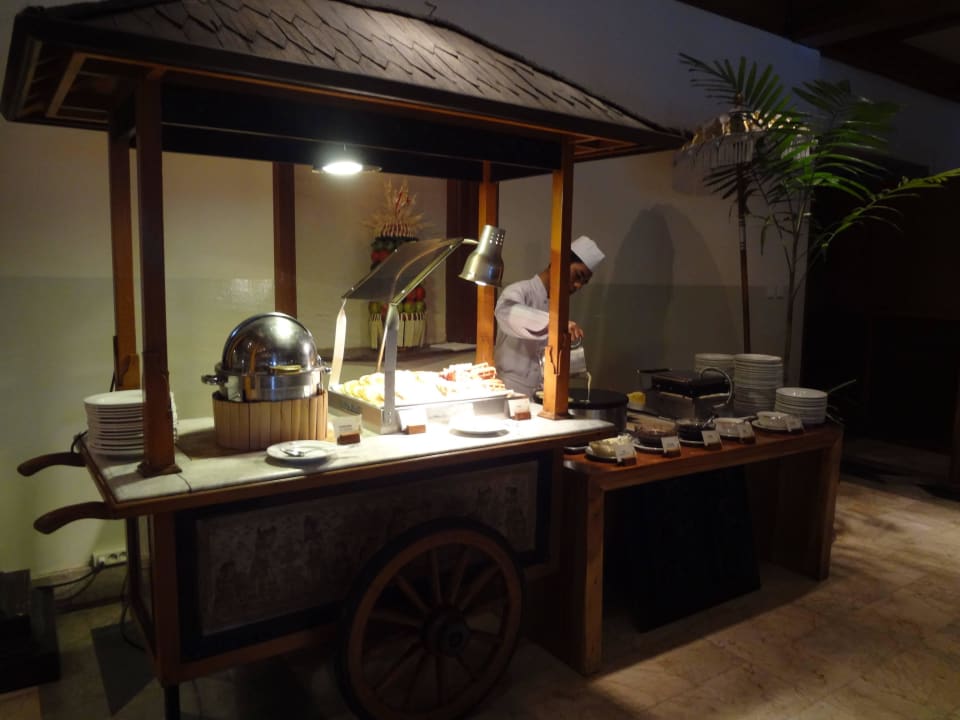 Frische Pancakes und Waffeln Ayodya Resort Bali