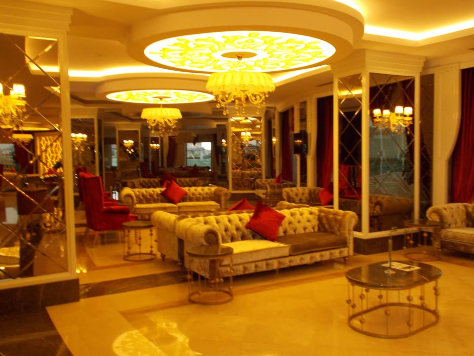 Sehr edel Dream World Aqua Hotel