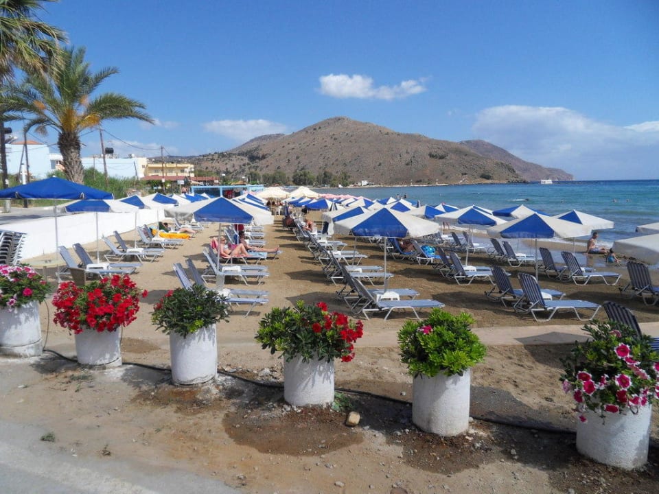 Strand (auch öffentlich) direkt vorm Hotel Hotel Corissia Princess