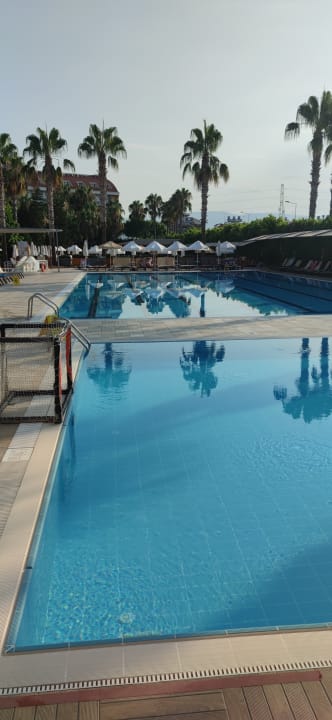 Pool Hane Family Resort