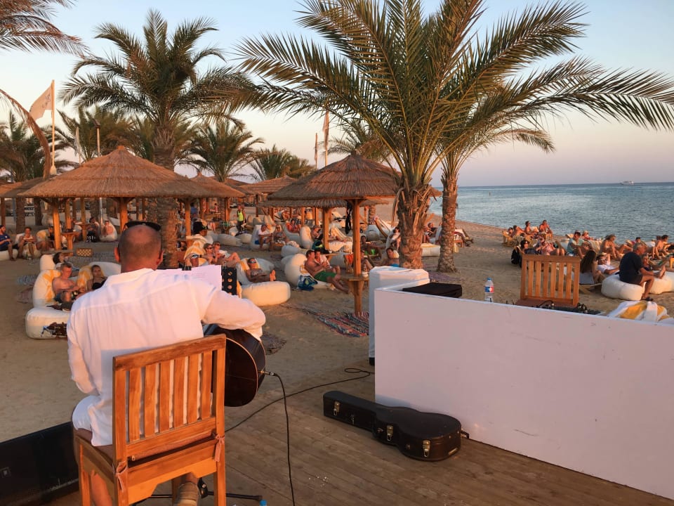 Sundowner am Beach ROBINSON SOMA BAY