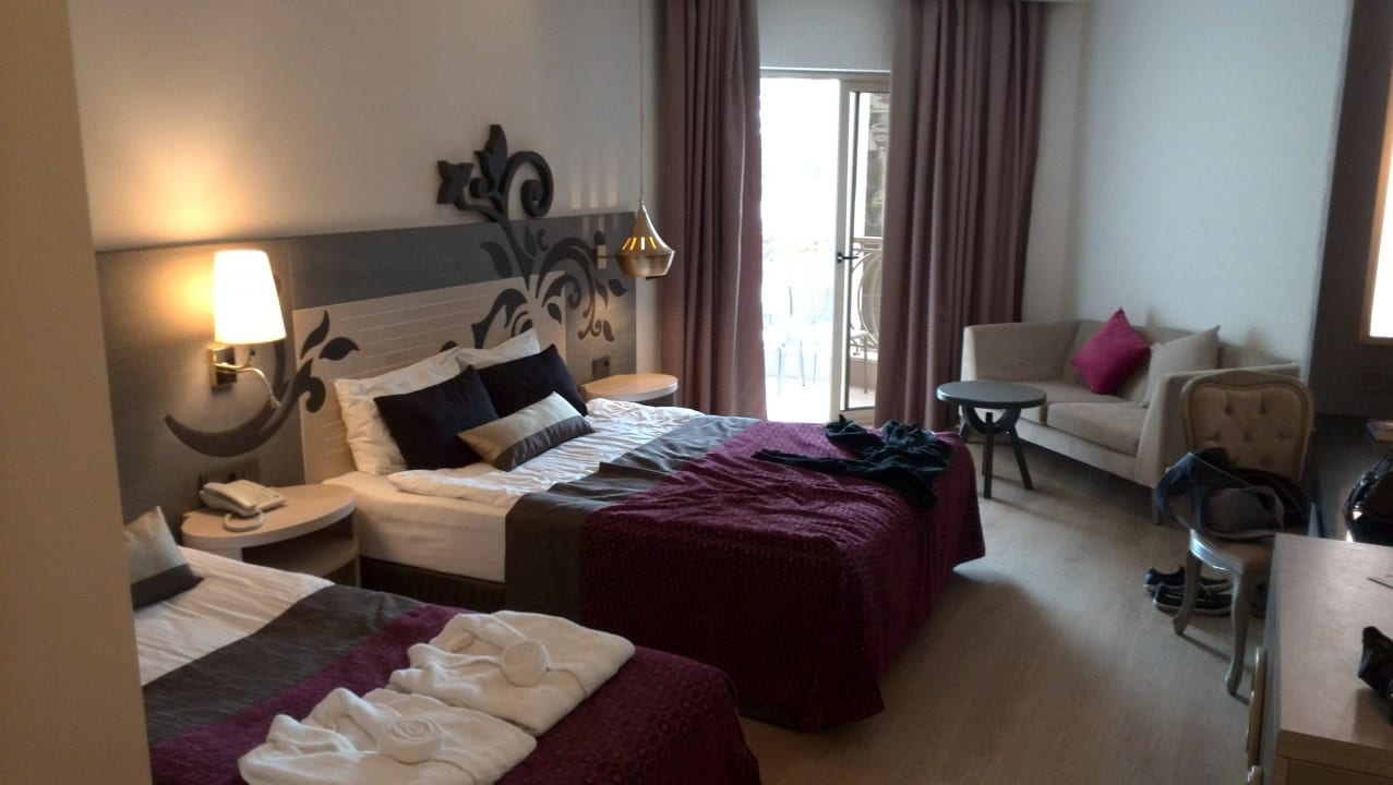 Standardzimmer mit seitlichem Meerblick Kirman Belazur Resort & Spa