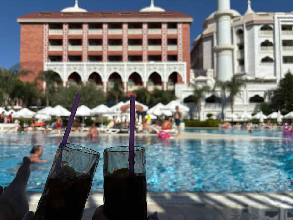 Außenansicht Royal Taj Mahal Hotel