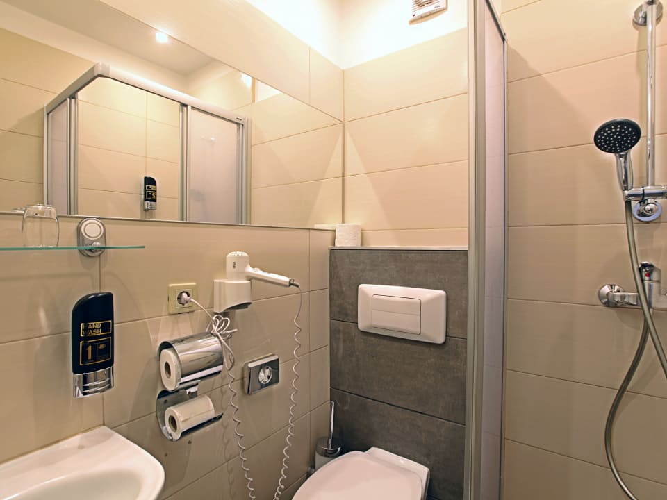 Zimmer Hotel Pension Andreas