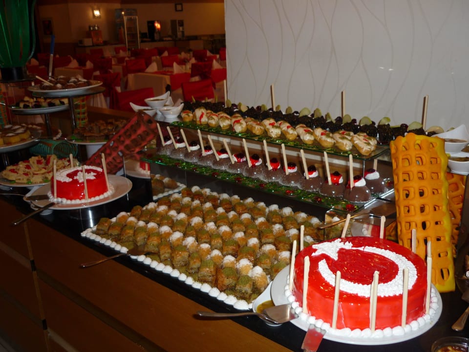 Kuchen Hotel Sidekum