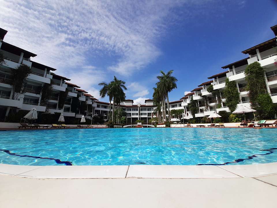 Pool Hotel Lanka Princess Ayurveda