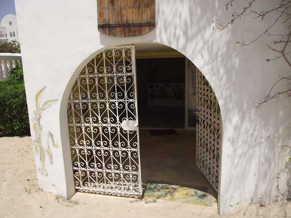 Eingang Alassio Hotel and Thalasso