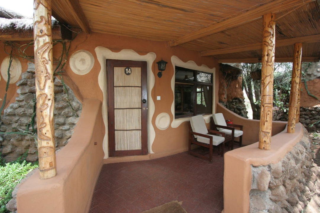Wejście do domku Hotel Amboseli Sopa Lodge