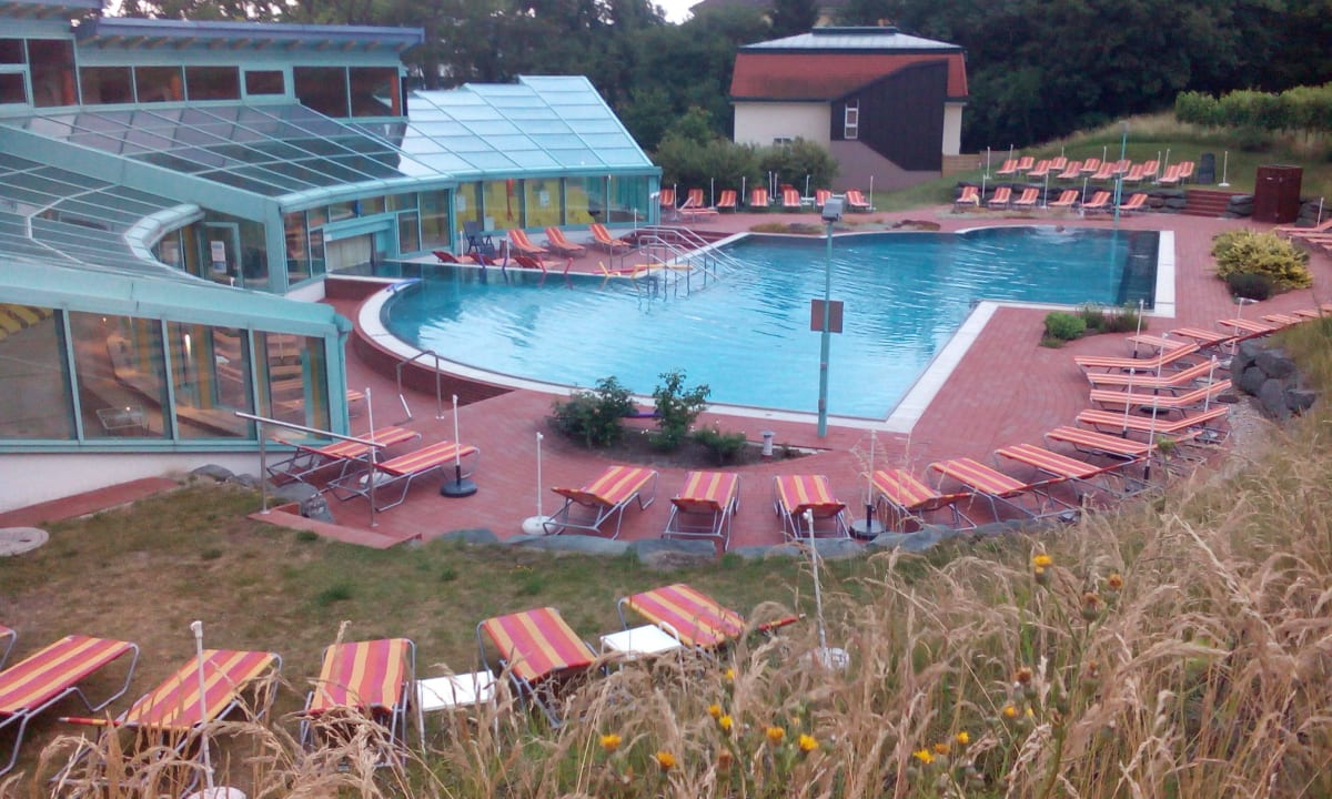 Außenpool Vivea Hotel Bad Vöslau