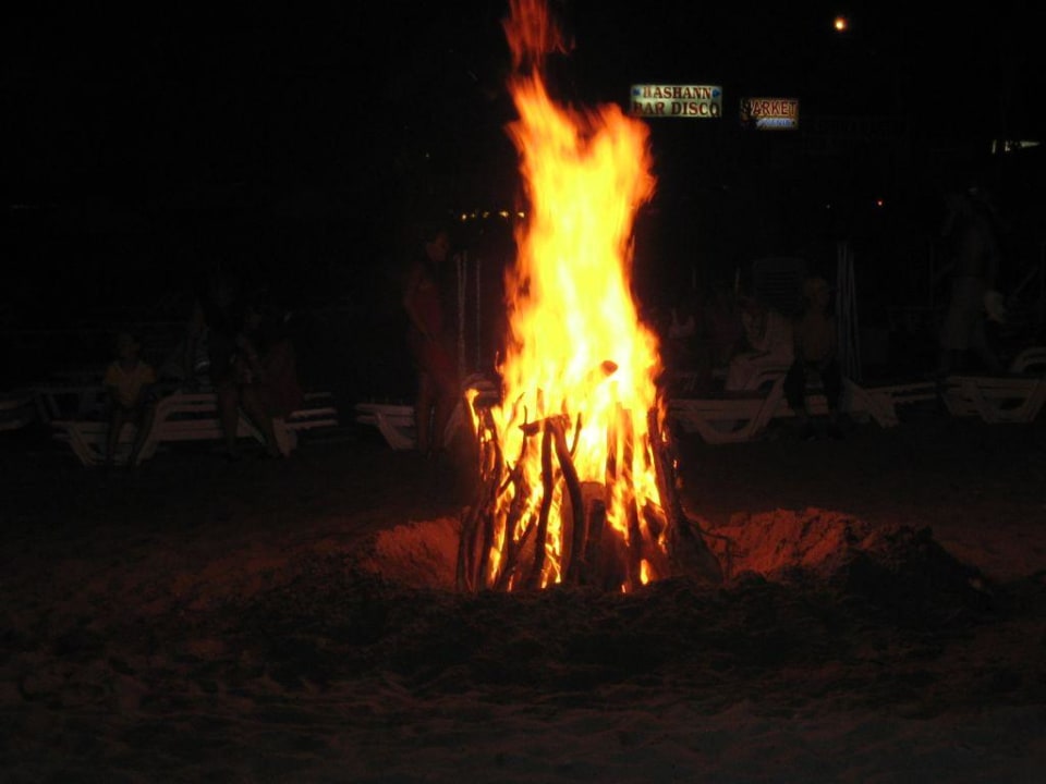 Lagerfeuer Hotel Gardenia Beach