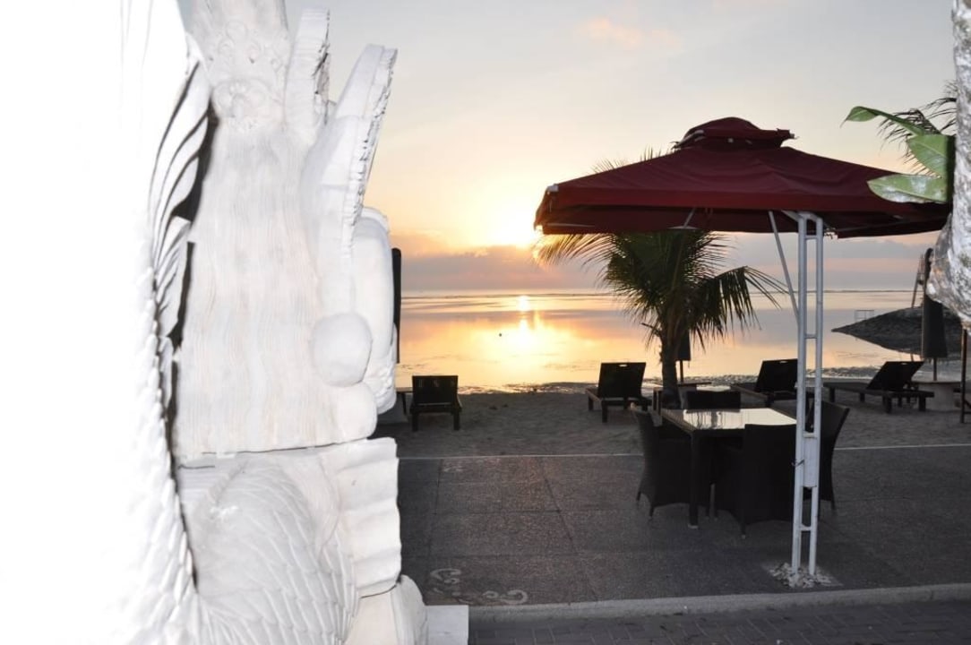 Sonnenaufgang Villa Shanti Beach