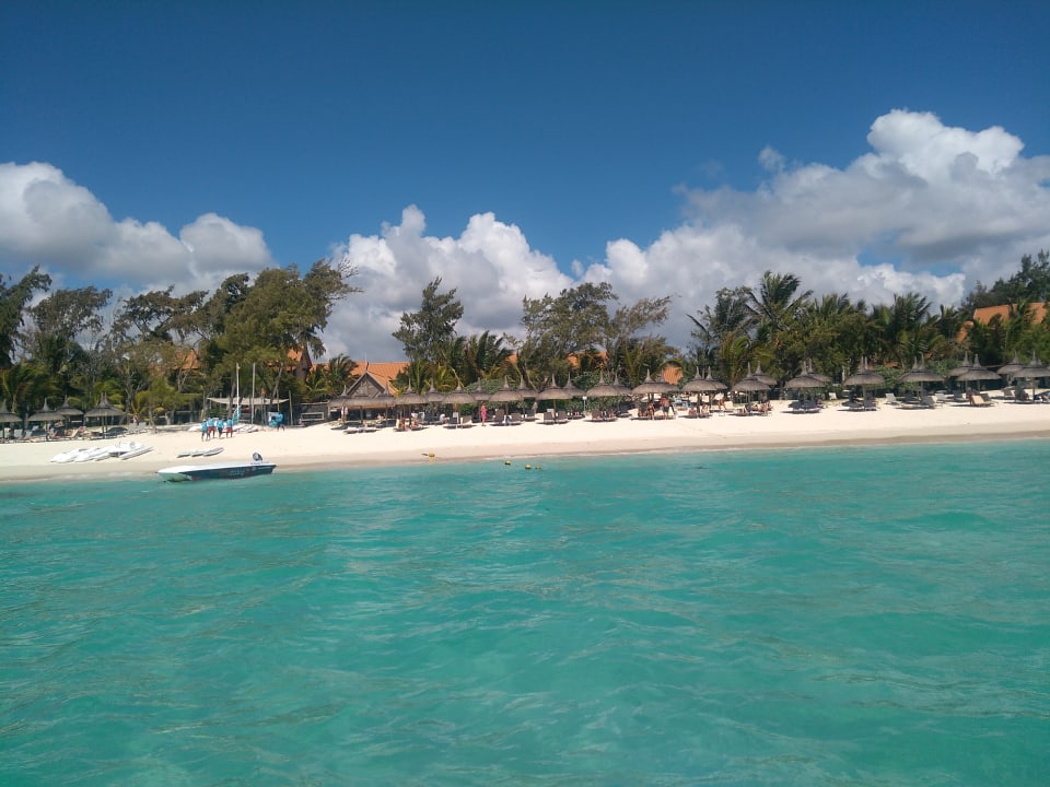 Strand Crystals Beach Resort Belle Mare, a member of Radisson Individuals