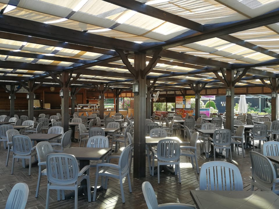 Restaurant Side Breeze Hotel