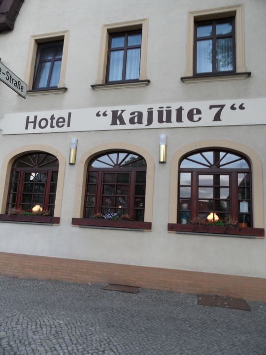 Blick von der Straße Hotel Kajüte 7