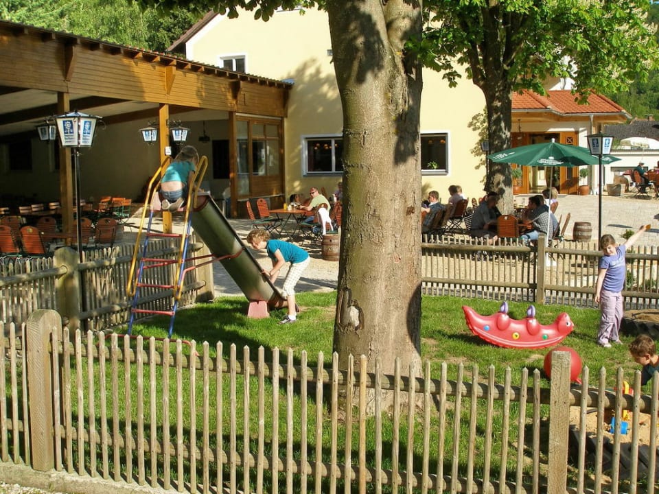 Spielplatz Landgasthof zum Wolfsberg