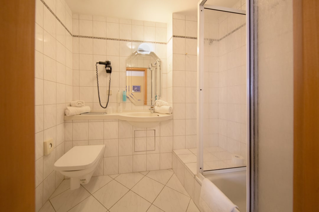 Zimmer Montana Hotel Nürnberg-West